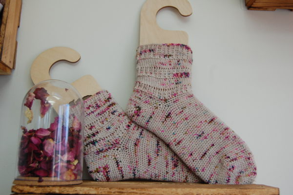 Chaussettes au crochet. Du fil à Retordre. Made in France